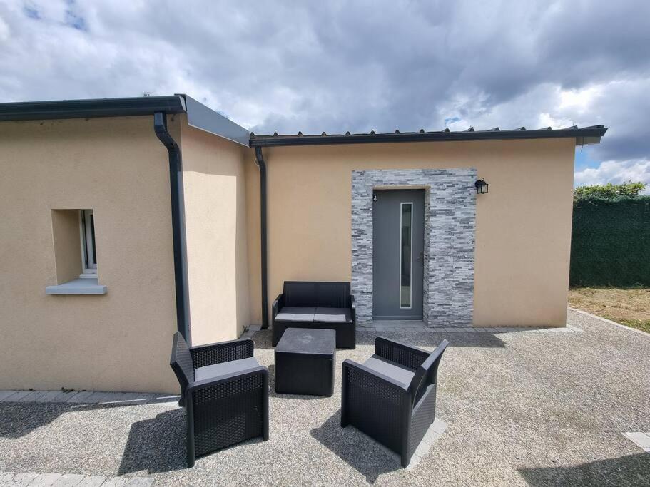 Maison Cosy Aux Portes De Tours Saint-Pierre-des-Corps Exterior photo